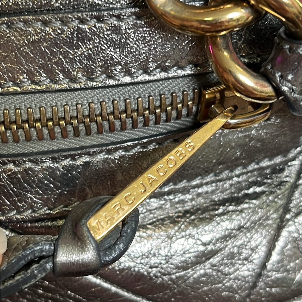 Marc Jacobs Y2K Quilted Venetia Metallic Gunmetal Leather Satchel w/ Chain Strap - Picture 7 of 17
